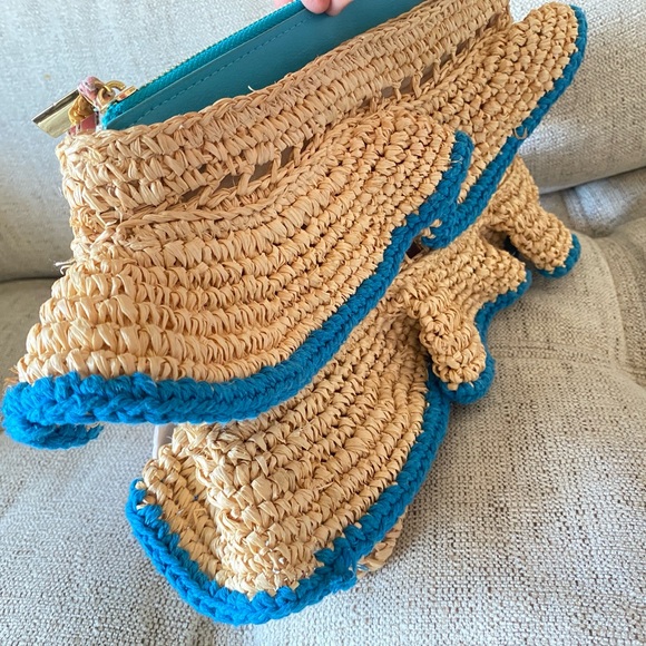 BTB Los Angeles Joey Raffia Clutch - Picture 2 of 12